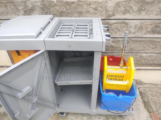 Janitor Cart With Cabinet - thumbnail 3