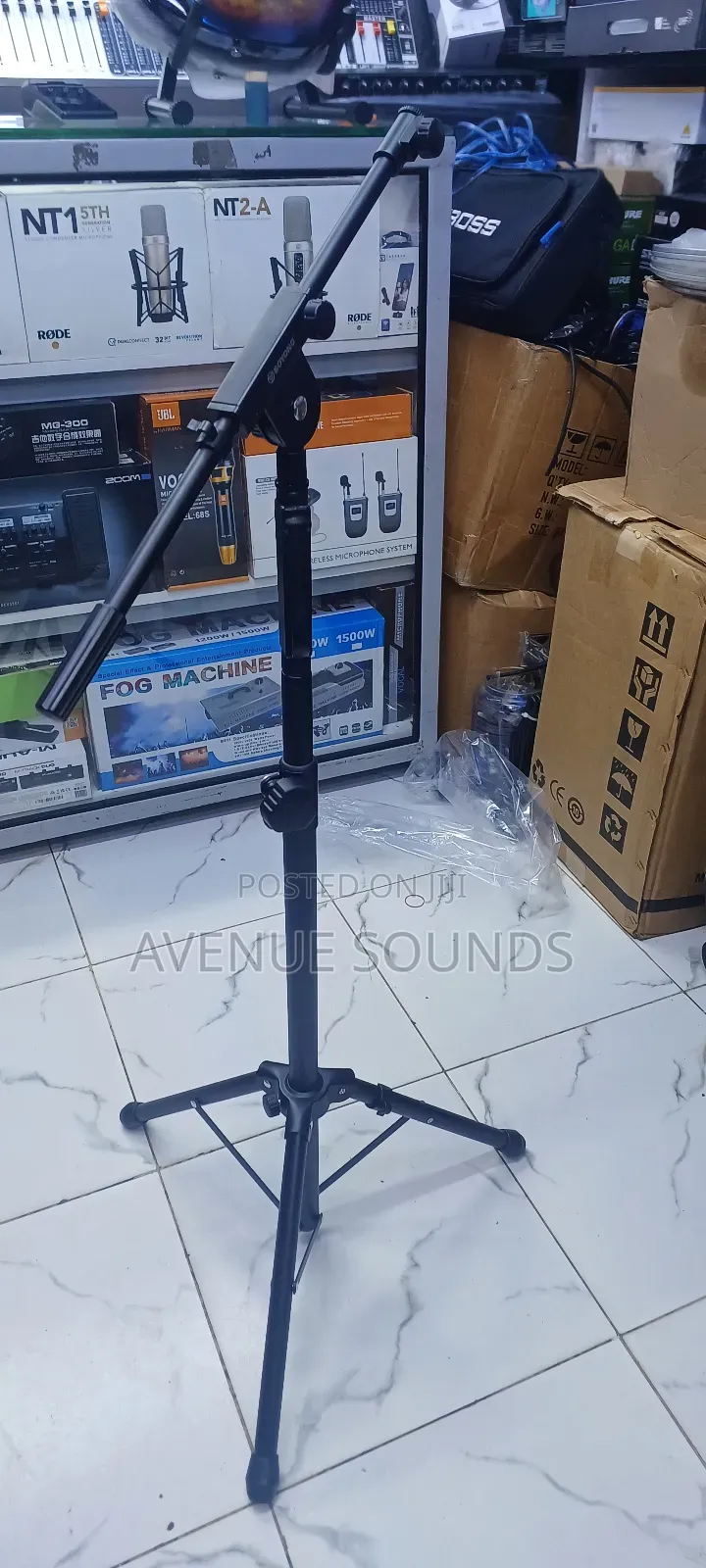 Boyong BY789 Stage Microphone Stand