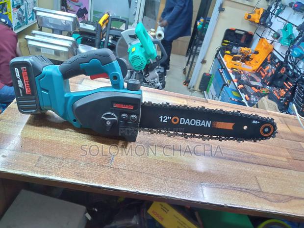 Cordless Chainsaw 40V 12" 10ah Powerful - main view