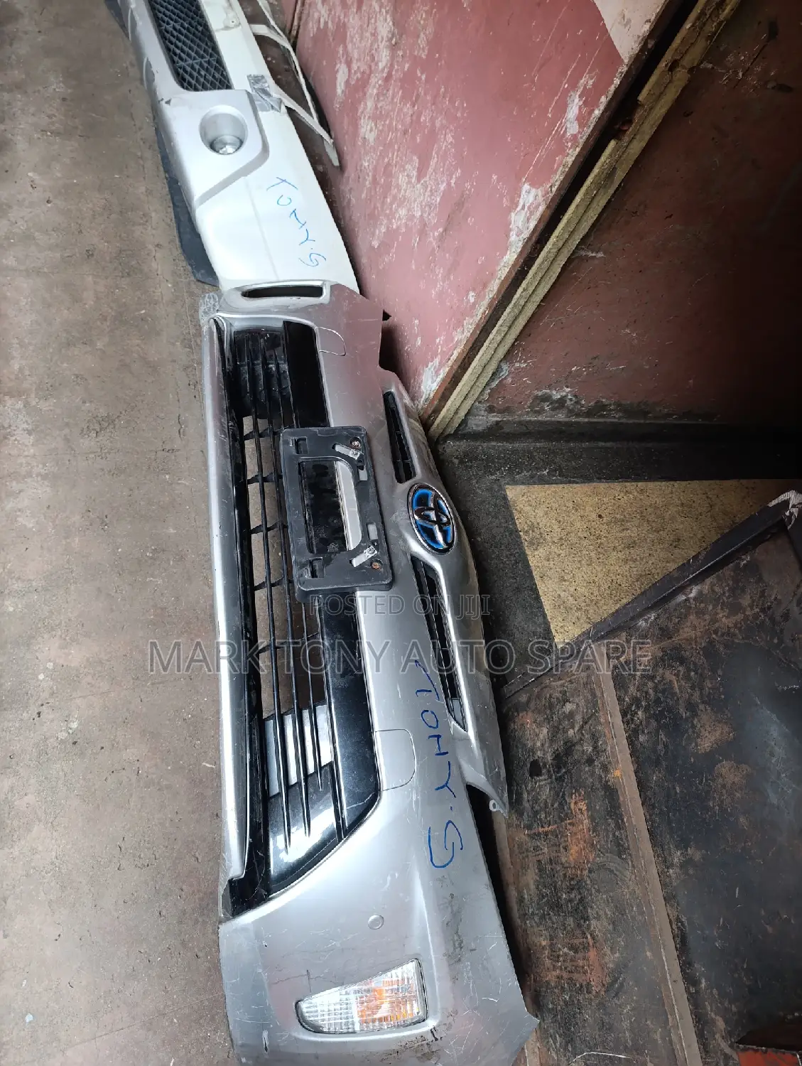 Prius 2014 Front Bumper