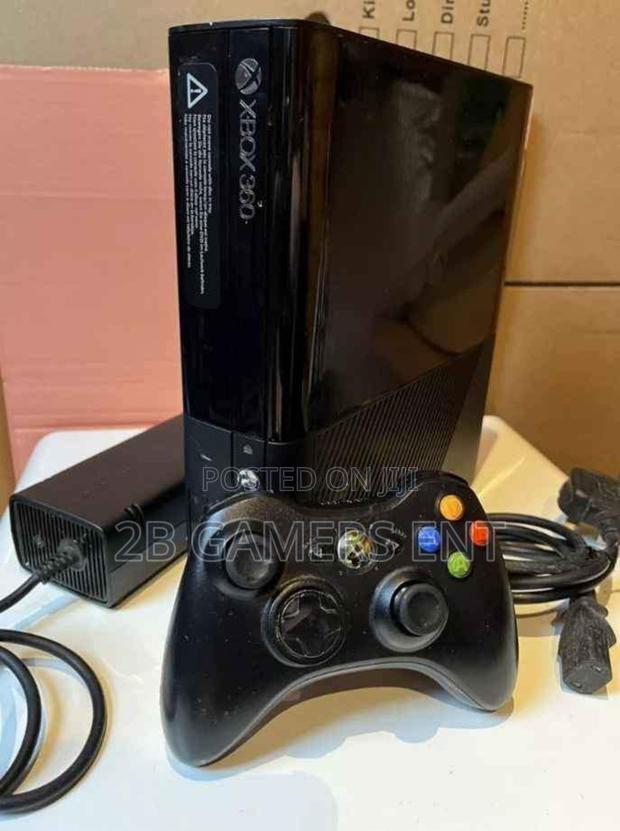 Xbox 360, Ultra Slim - thumbnail 5