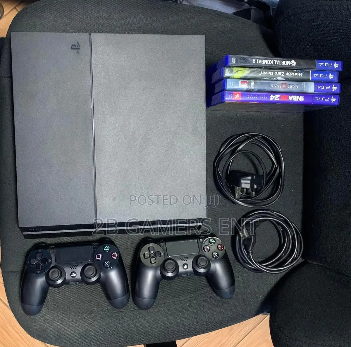 Ps4 Standard, Home Used, GAMES AVAILABLE