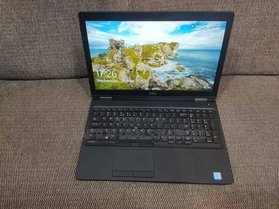 Laptop Dell Latitude 5580 8GB Intel Core I5 SSD 256GB