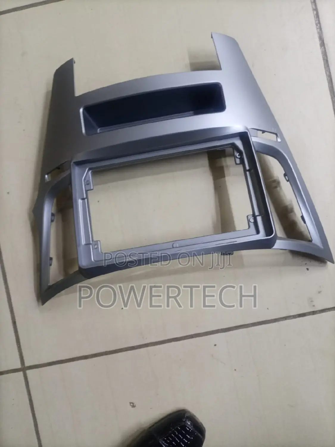 Subaru Legacy/Outback 2009+ Console.