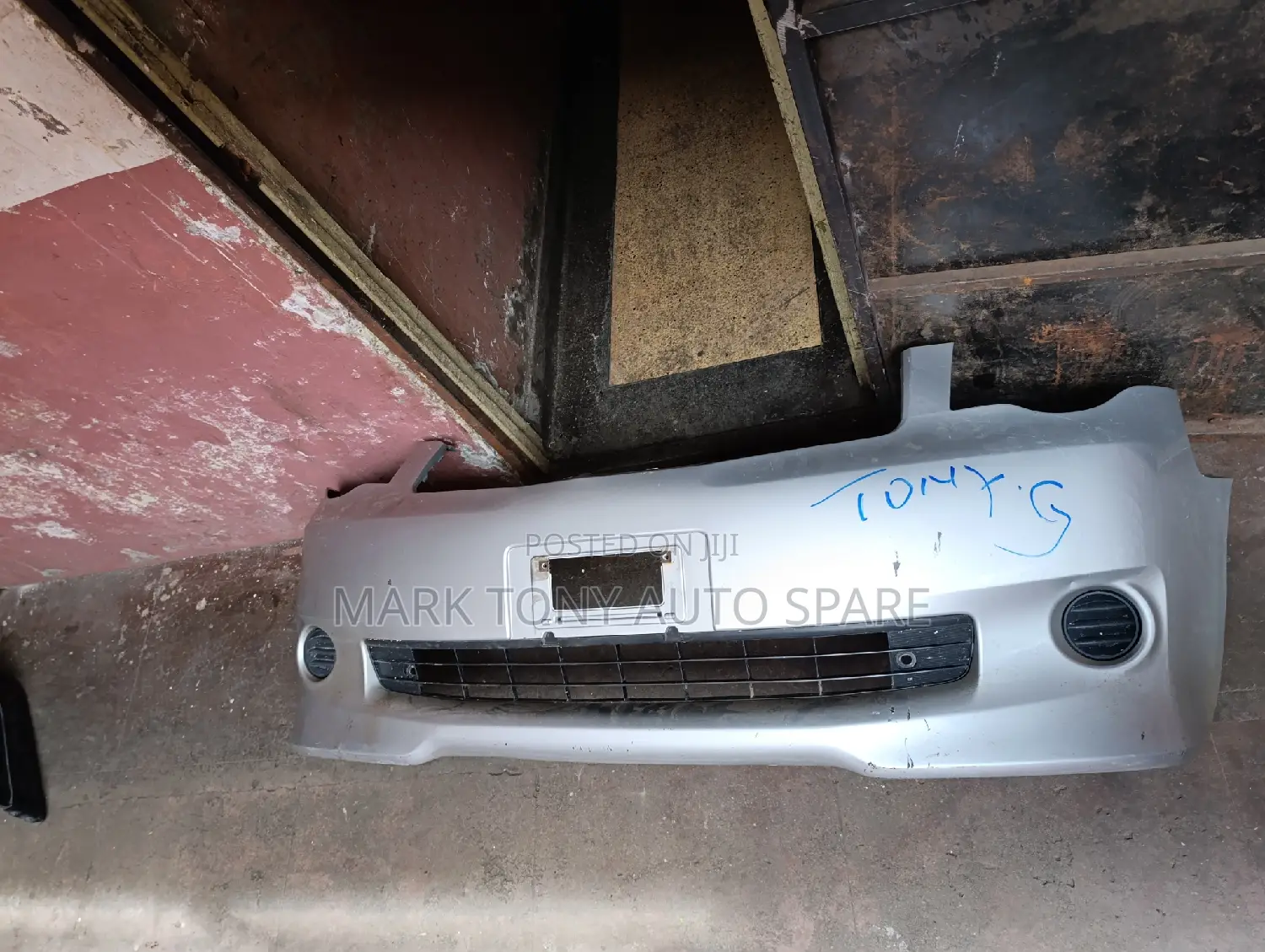 Noah 2010 Front Bumper