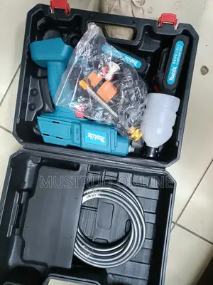 Cordless Carwash Machine