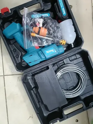 Cordless Pressure Washer