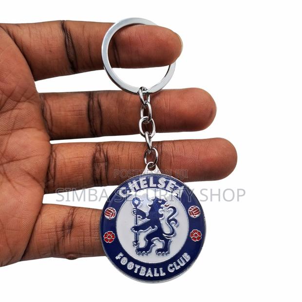 Chelsea Logo Fan Football Soccer Key Chain Holder Colored