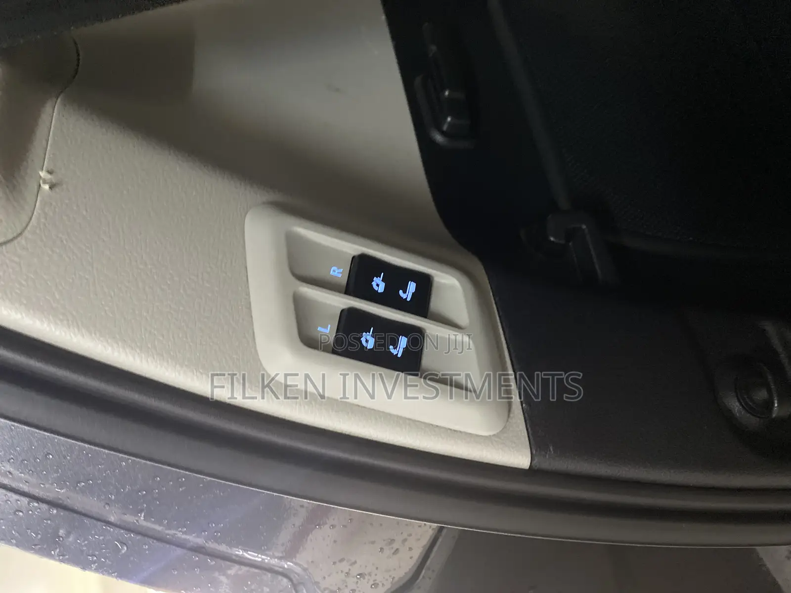 Toyota Land Cruiser Prado 2019 Gray