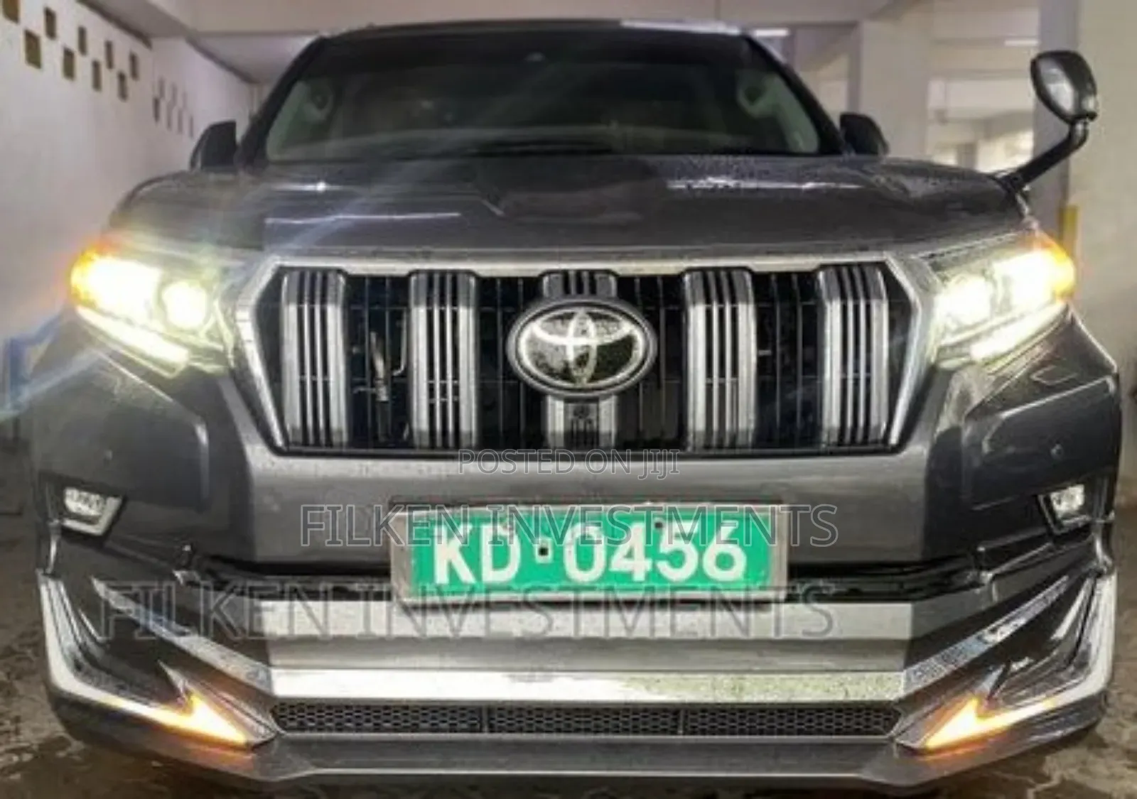 Toyota Land Cruiser Prado 2019 Gray
