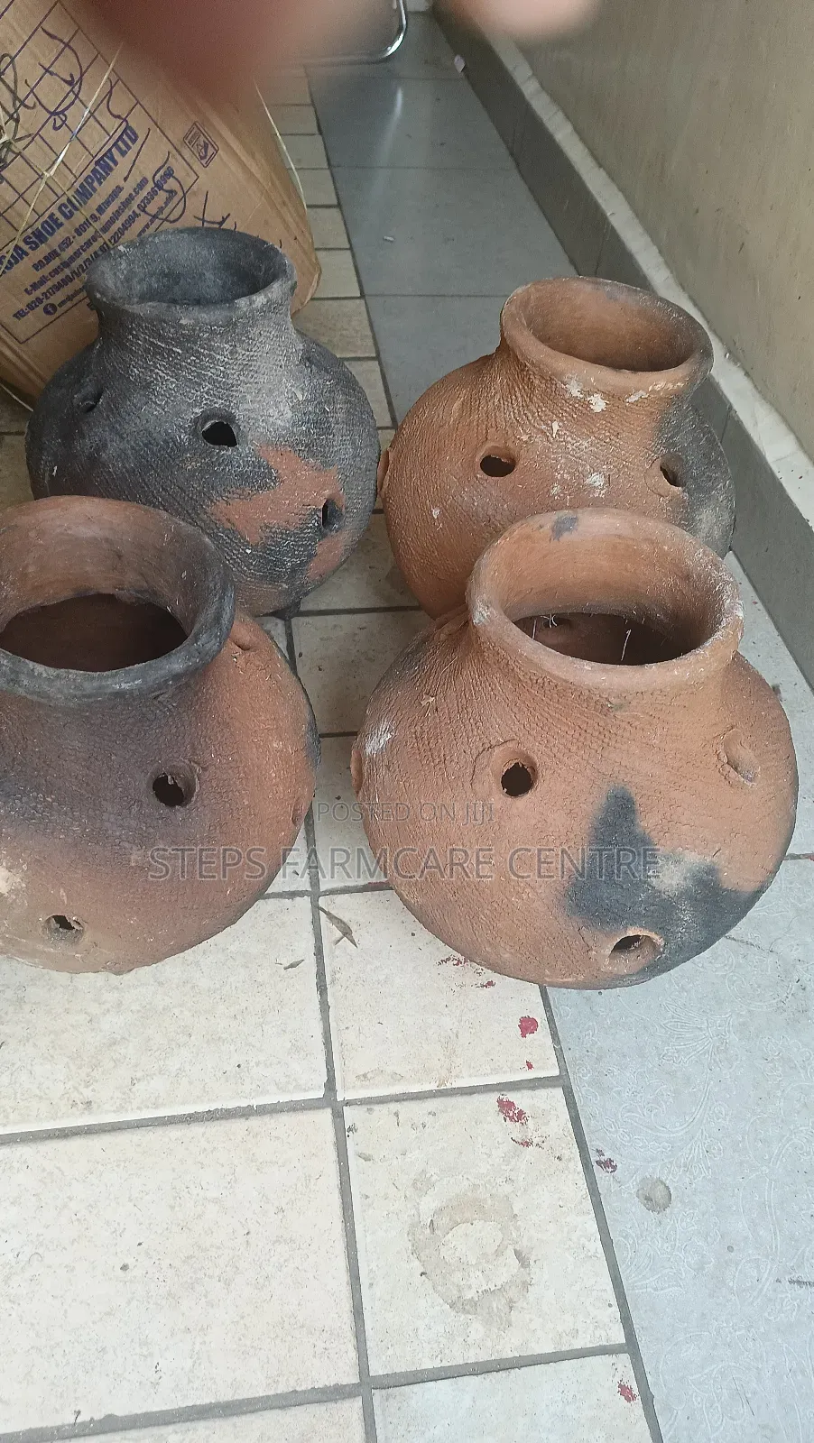 Brooding Pots