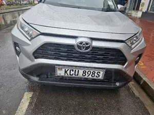 Toyota RAV4 2019 Silver