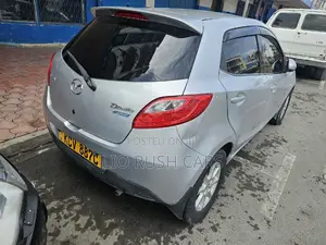 Mazda Demio 2012 Silver