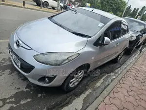 Mazda Demio 2012 Silver