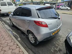 Mazda Demio 2012 Silver