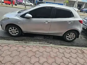 Mazda Demio 2012 Silver
