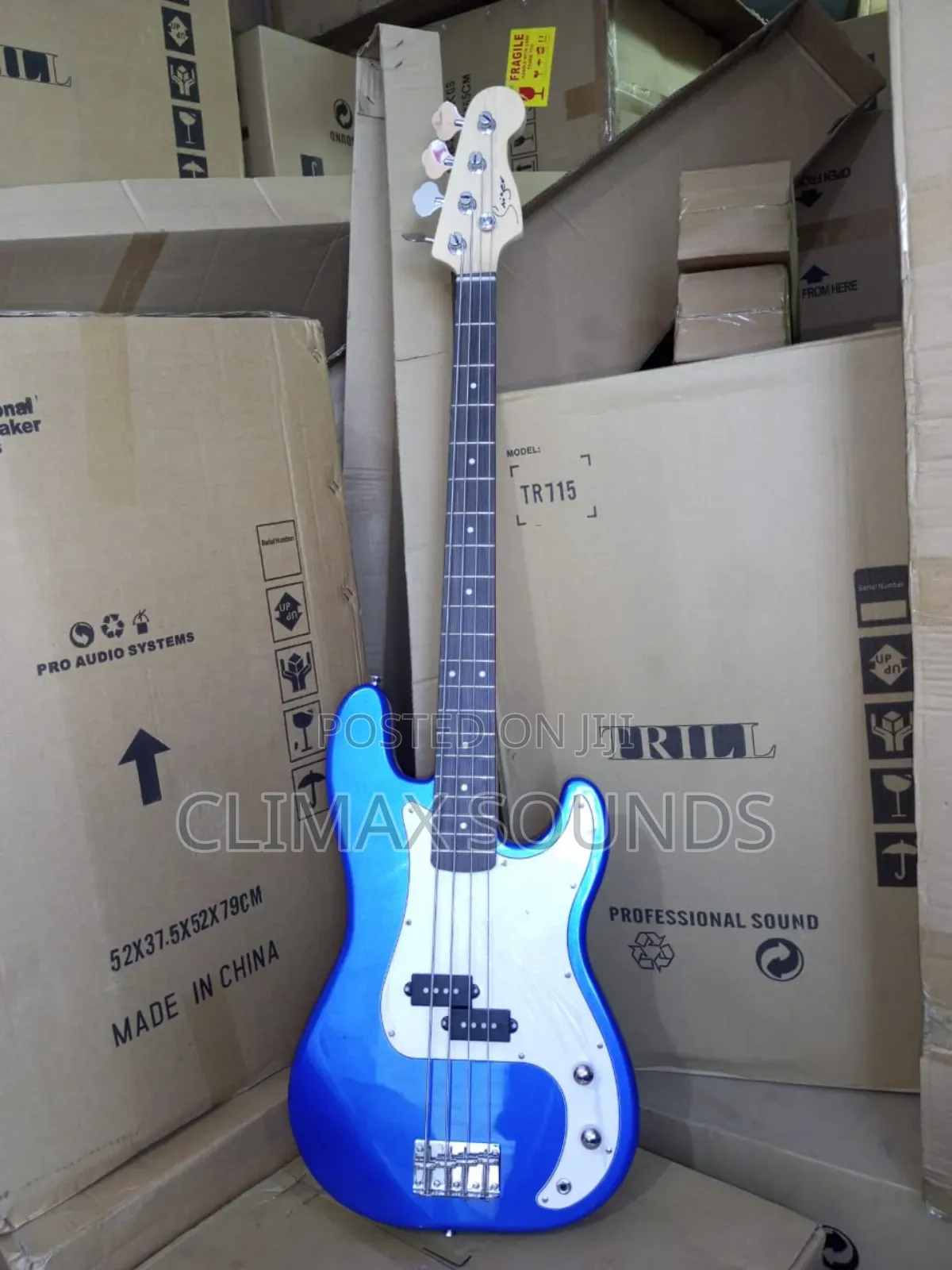 Bass Guitar Saiger 4 Strings,