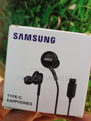 Samsung AKG Type-C Headphones - thumbnail 2