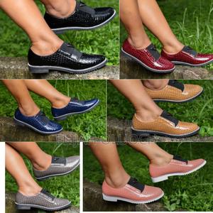 Ladies Brogues - thumbnail 2