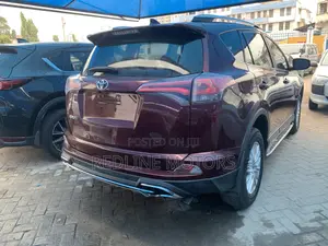Toyota RAV4 2018 Burgundy