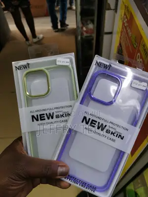 Anti-Scratch Case on the Matte New Skin iPhone 12 Pro Max