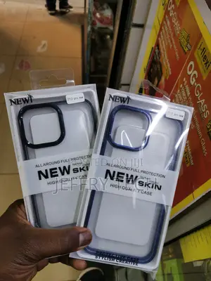 Anti-Scratch Case on the Matte New Skin iPhone 13 Pro Max