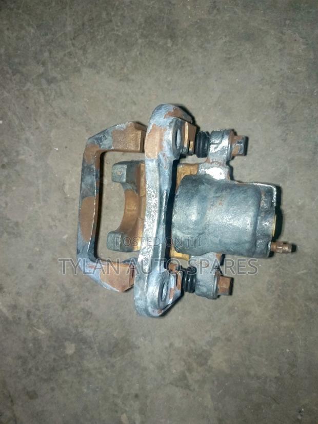 Rear Caliper Lexus Harrier - thumbnail 2