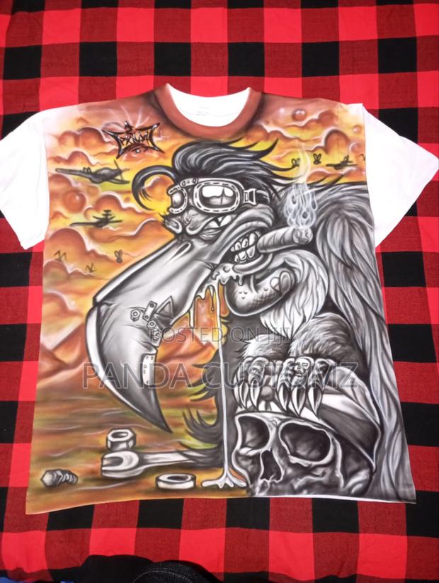 Customized Graffiti T-Shirt - thumbnail 4