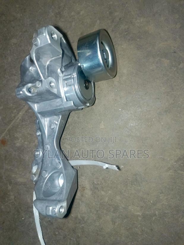 Fanbelt Tensioner HR12 4wd - thumbnail 3