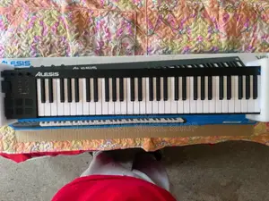 Alesis V61 MKII 61-Key