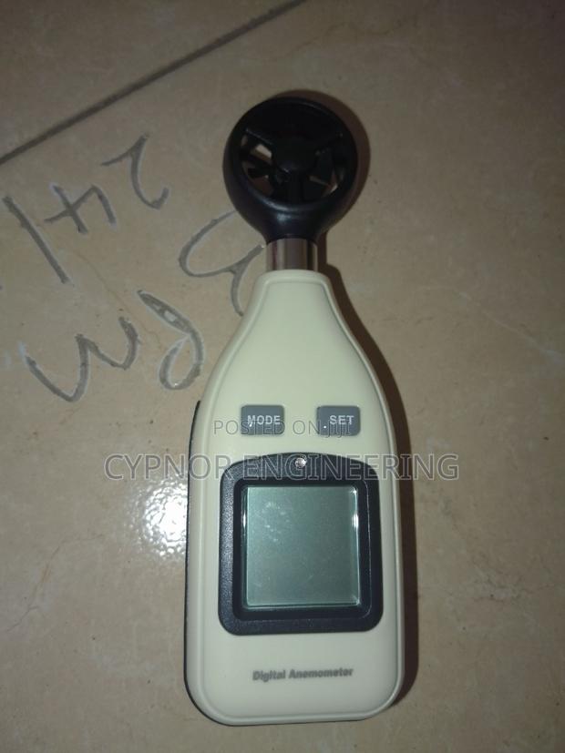 Portable Wind Detector Digital Anemometer Essential - main view
