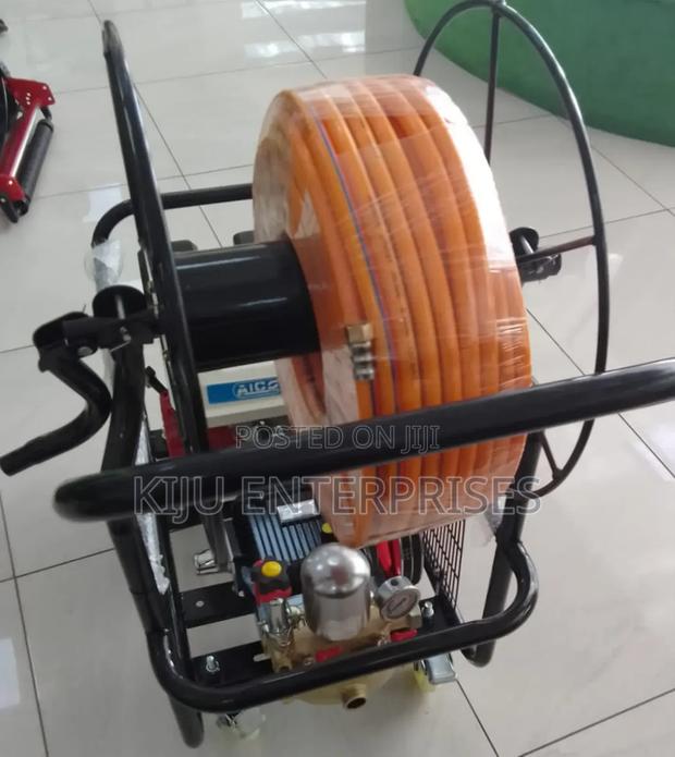 Trolley Sprayer Petrol Powered