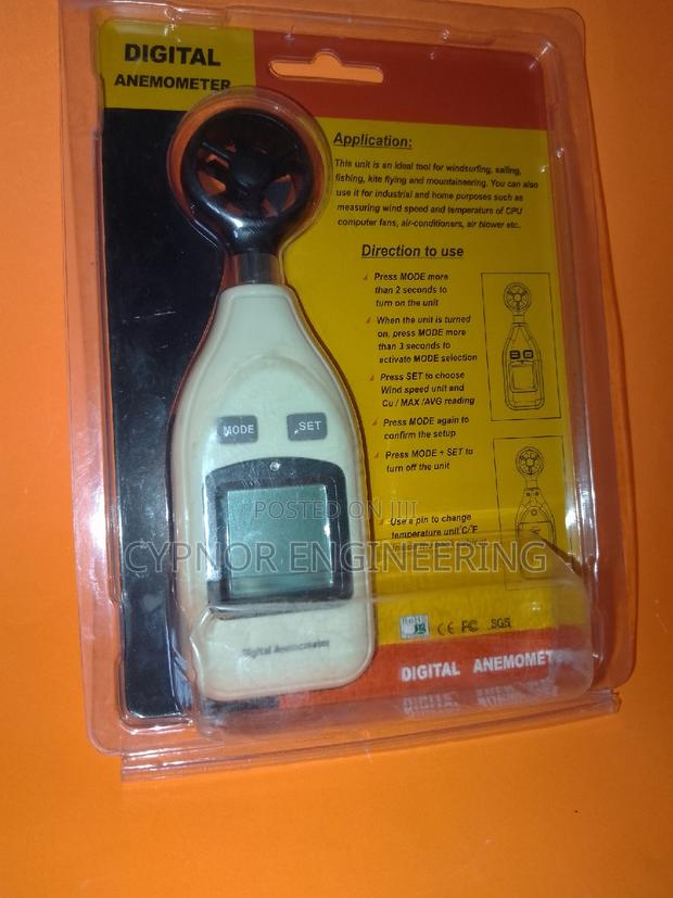 Professional Wind Reader Portable Anemometer Device - main view