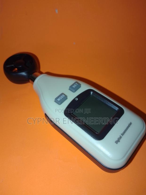 Outdoor Wind Speed Gauge Portable Anemometer