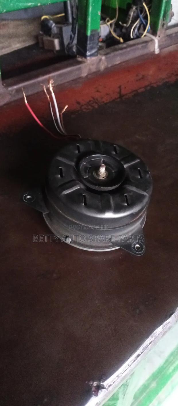 Mazda Demio Fun Motor - thumbnail 2
