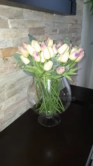 Tulips Artificial 100 Shillings