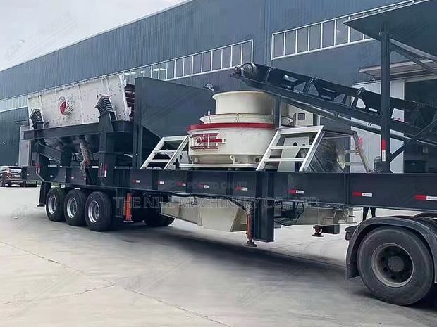 Quarry Pebble Concrete Mobile Cone Crusher Crushing Plant - main view