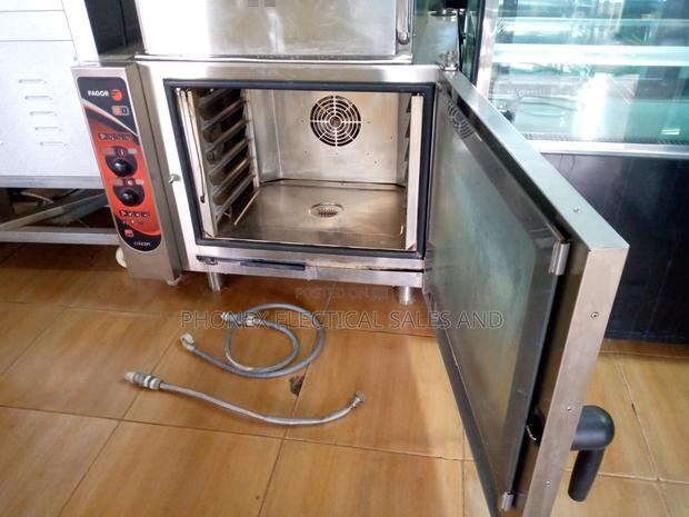 Commercial Convectional Oven - thumbnail 2
