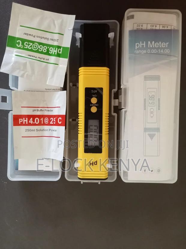 Portable and Accurate Ph Measuring Device - main view