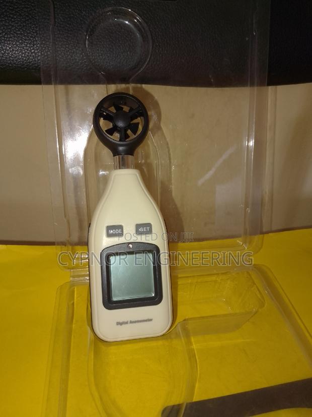 Precision Wind Tracker Portable Anemometer Device