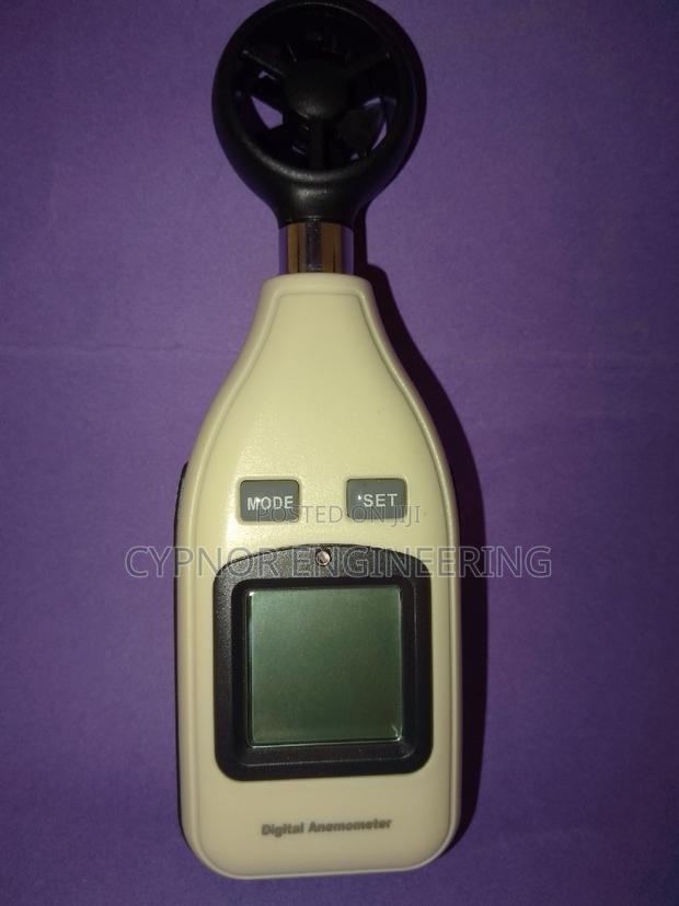 Digital Wind Gauge Handheld Anemometer Essential - main view
