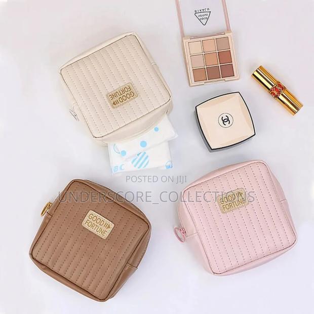 *Portable Women's Mini Cosmetic Bags