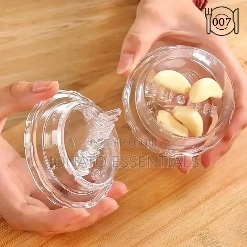 Garlic Press Peeler Crusher Twist