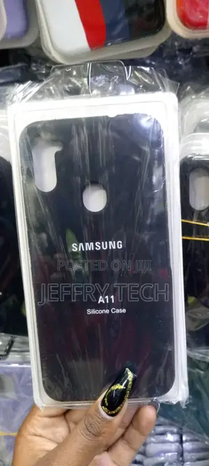 Samsung Galaxy A11 Color Liquid Silicone Phone Case(Purpl