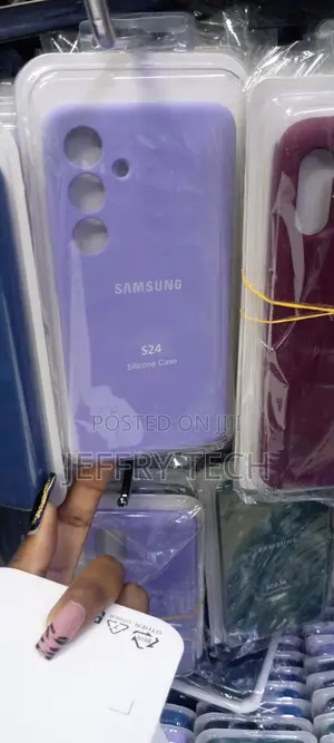 Samsung Galaxy A11 Color Liquid Silicone Phone Case(Purpl