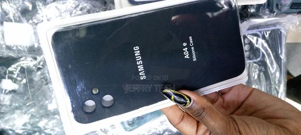 Samsung Galaxy A04e Liquid Soft Silicone Case/Cover Green - thumbnail 4