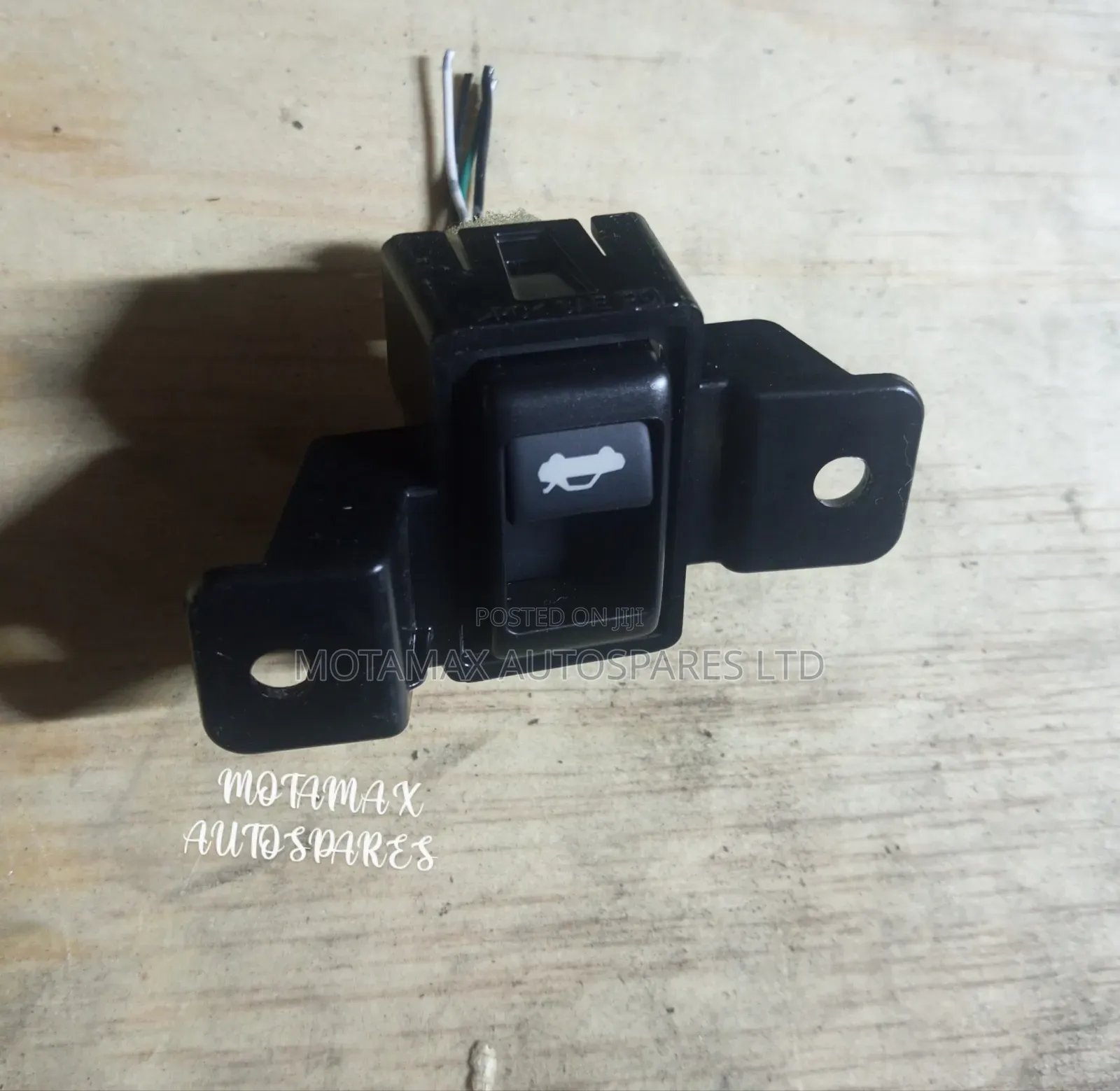 Nissan Sylphy Boot Opener Switch