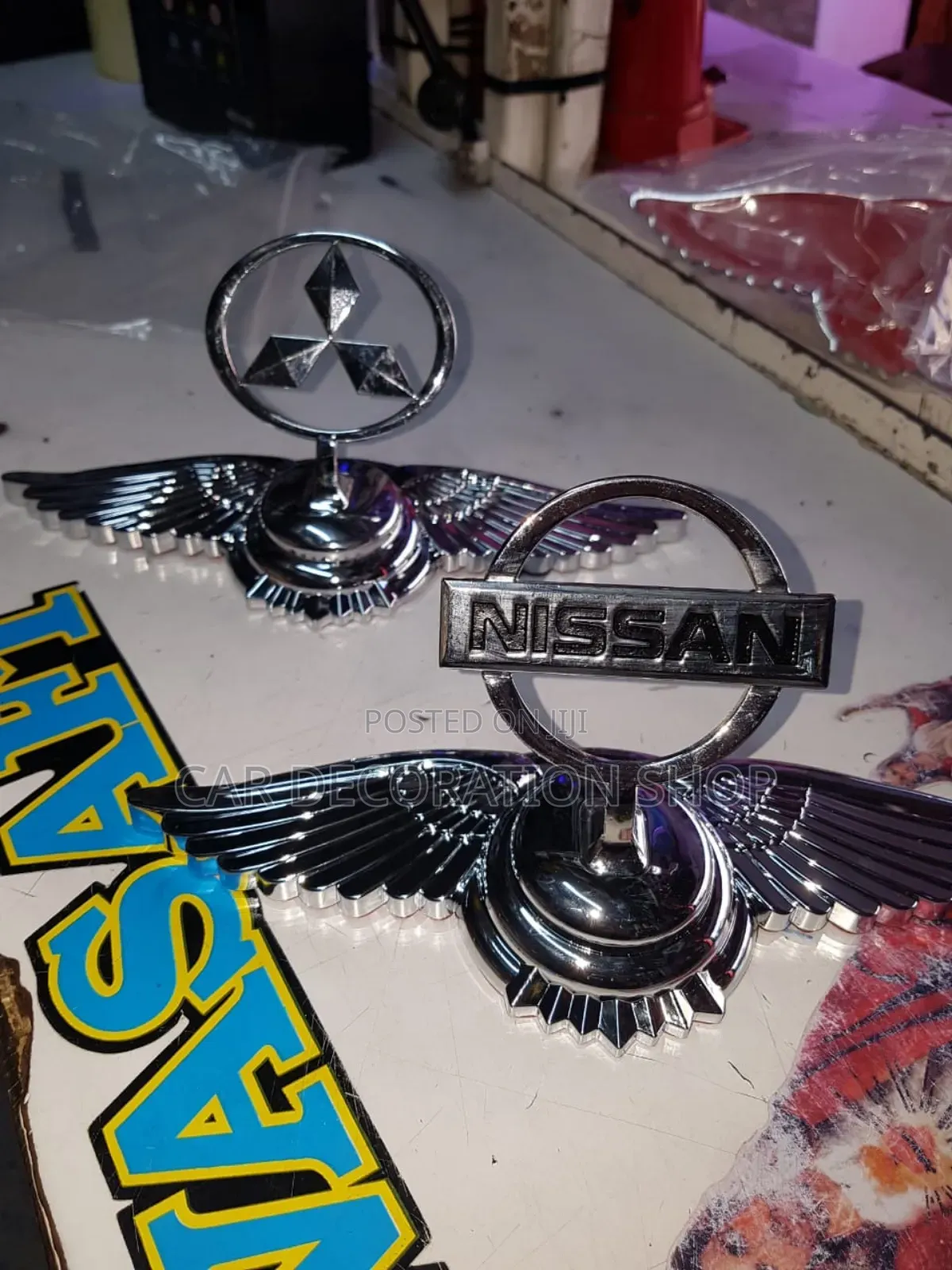 Mitsubishi or Nissan 3d Bonnet 3D Stand Logo