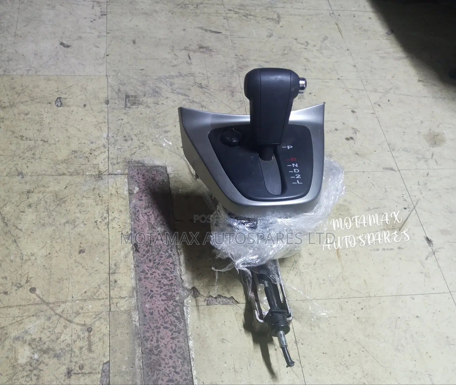 Toyota Rush Gear Lever With Console