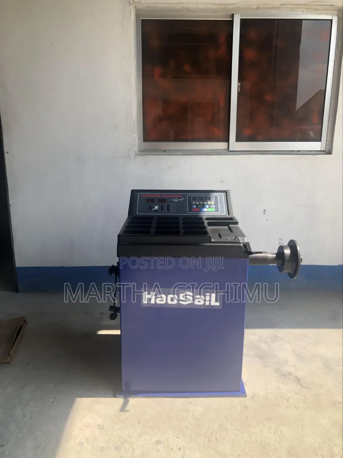 Electric Car Wheel Balancer Machine